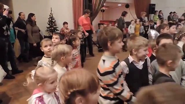 25 декабря Новогодняя Елка для малышей в ДК «МЕТРОЛОГ» смотреть онлайн