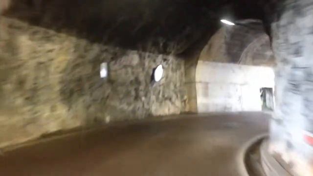 Туннель в горах Италии 2 смотреть онлайн