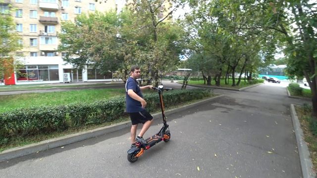 Электросамокат Kugoo G3 PRO с быстро съемным аккумулятором смотреть онлайн