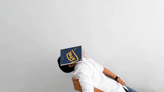 Больше половины работников офисов в России спят на рабочем месте смотреть онлайн