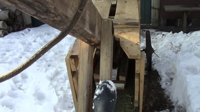 Пресс для сена своими руками из дерева. (2) DIY Handmade смотреть онлайн