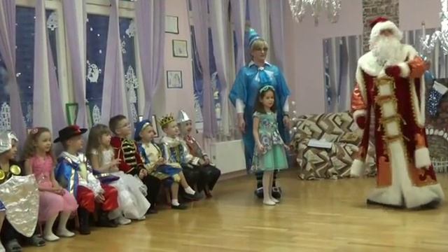 28 12 2016 Новогодний утренник 12 группы смотреть онлайн