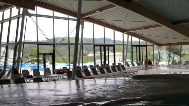 Vlog#17 мой день рождения в аквапарке Adamovec. Первый бассейн Тиши. Спа. смотреть онлайн