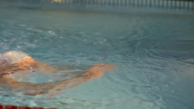 Бассейн Ultra Family Fitness/красивая музыка, красивые мы. смотреть онлайн