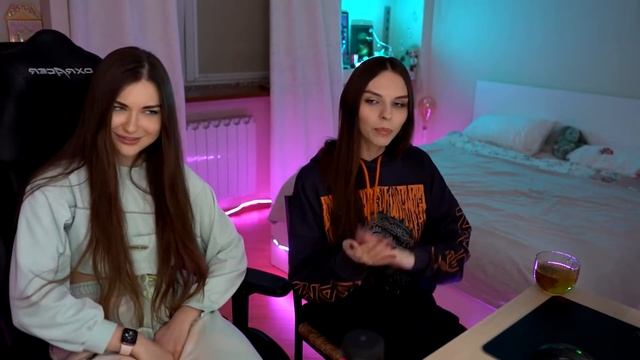 Аринян спалила переписку l Аринян рассказывает про распорядок дня у Вики Меднис l Тверк от Аринян смотреть онлайн