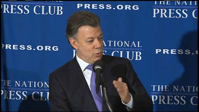 Juan Manuel Santos, President of Colombia, speaks at The National Press Club - Dec. 3, 2013 смотреть онлайн