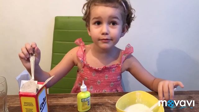 Аня делает лизун, а получает снег!! смотреть онлайн