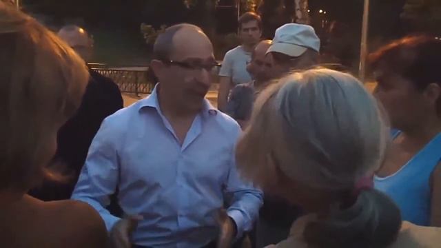 ...ни больше, ни меньше... смотреть онлайн