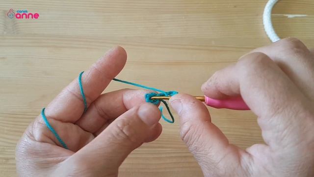 Örgü Çiçekli Taç Süsleme Yapılışı / #crochet #diy смотреть онлайн