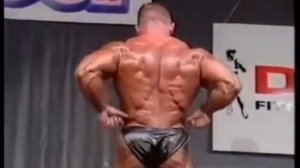 Величайший бодибилдер современности Дориан Ятс. Гран при Германии 1996