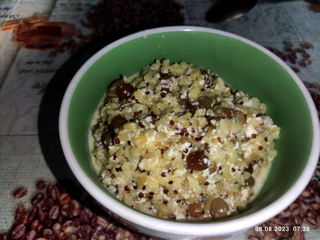 Булгур с киноа на молоке и изюмом в мультиварке. Каша просто волшебная смотреть онлайн