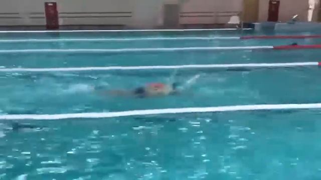 Кроль на груди, Старт + Ускорение 25 метров + разворот кувырком. смотреть онлайн