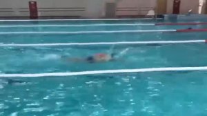 Кроль на груди, Старт + Ускорение 25 метров + разворот кувырком.