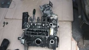 И снова Истана. Регулируем ТНВД не снимая с двигателя.