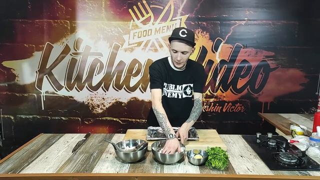 ЗAПЕЧЕННЫЙ СИБАС В МОРСКОЙ СОЛИ смотреть онлайн