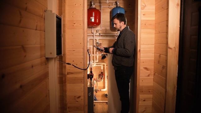 ОТОПЛЕНИЕ БЕЗ ГАЗА с быстрым сроком окупаемости в доме 150 м2. Тепловой насос вода вода 10 кВт. смотреть онлайн