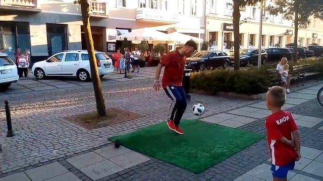 На аллее Марии Панны. Aleja Najświętszej Maryi Panny смотреть онлайн