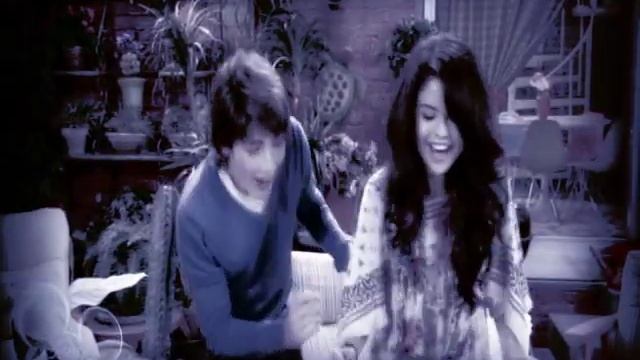 Alex and Mason - Wizards of Waverly Place - Crazier смотреть онлайн