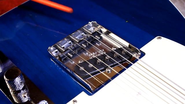 Отстройка электрогитары часть 3: Классический Telecaster с пепельницей смотреть онлайн