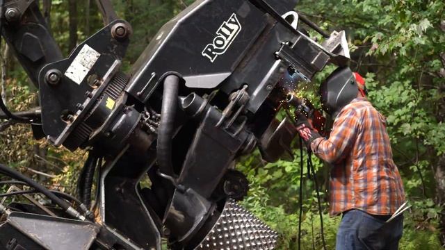 Logger Warren Hill III on what he loves about his work in the Vermont Woods смотреть онлайн