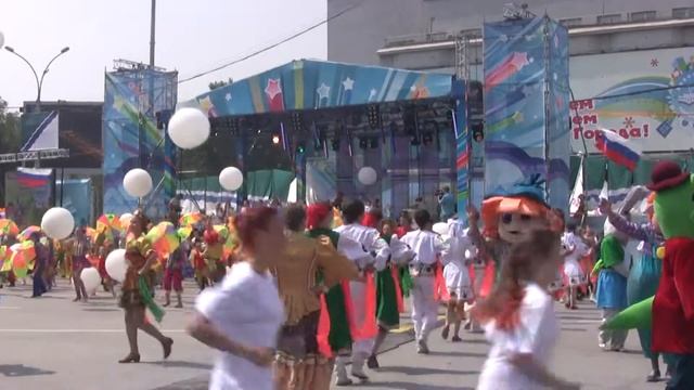 С Днём Рождения, Новосибирск! ДЭТМ Клякса - Центральная площадь. смотреть онлайн