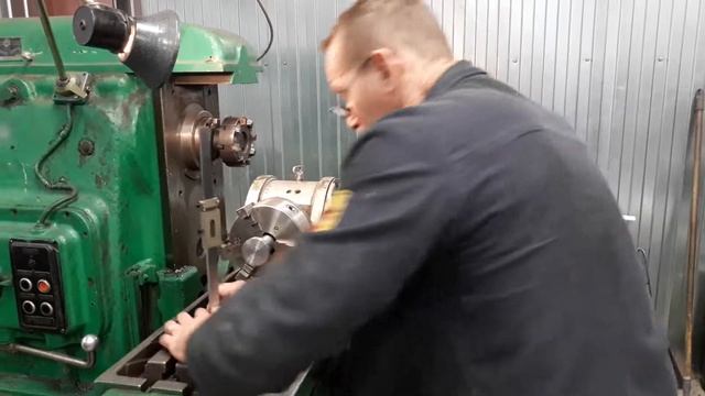 Разметочные работы с помощью УДГ для последующей сверловки отверстий смотреть онлайн