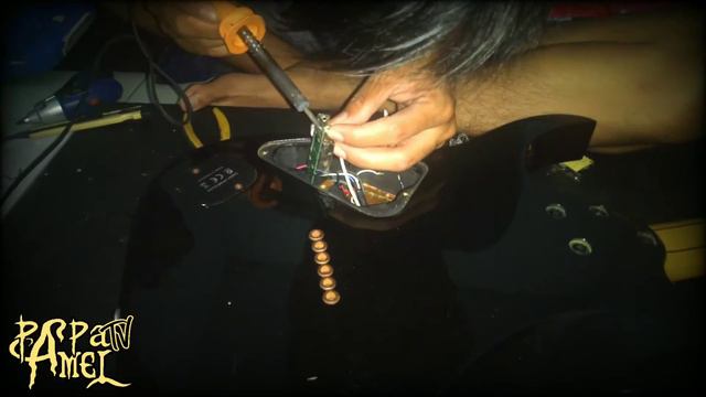 Replace switch 3 way Ibanez 3SWLHH3 Wiring смотреть онлайн