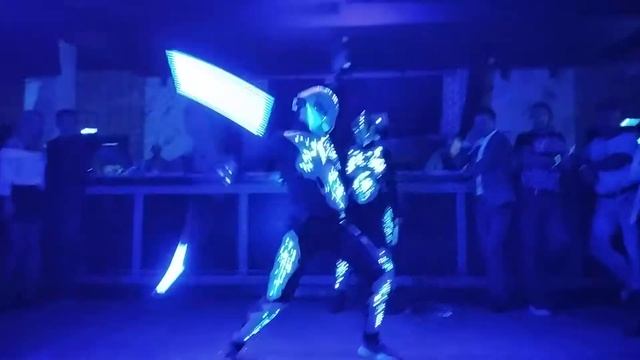 Световое шоу "Хамелеон", дуэт на фестивале бодиарта в г. Иваново смотреть онлайн