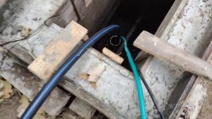 Примитивный Air-лифт для прочистки скважины от песка.