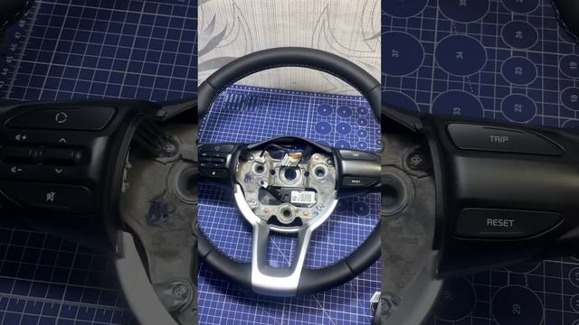 Руль киа рио 4. Перетяжка руля в экокожу гладкая наппа . Оригинальная рулевая эко. смотреть онлайн