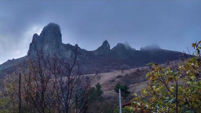 Стол гора и разбитый диск. Land Cruiser 105. Off Road