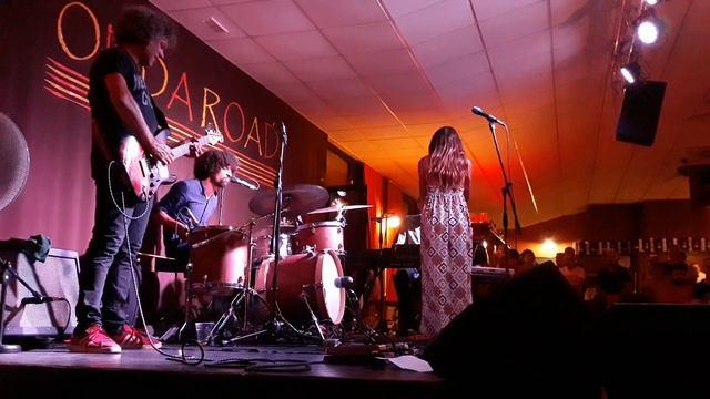 Lisa Manara. MaLi al Trasimeno Blues смотреть онлайн