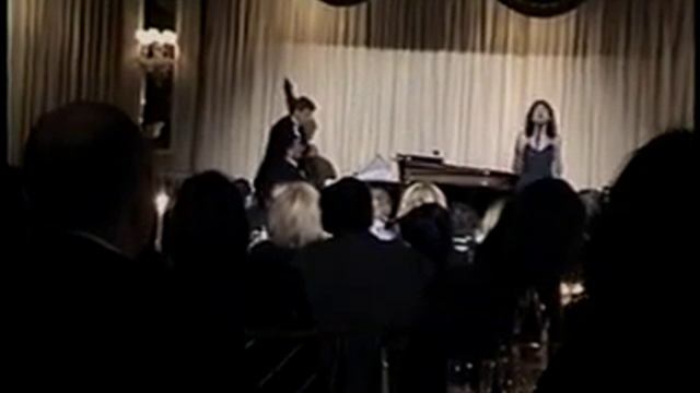 Tinatin performing at Marilyn Bergman's tribute show смотреть онлайн