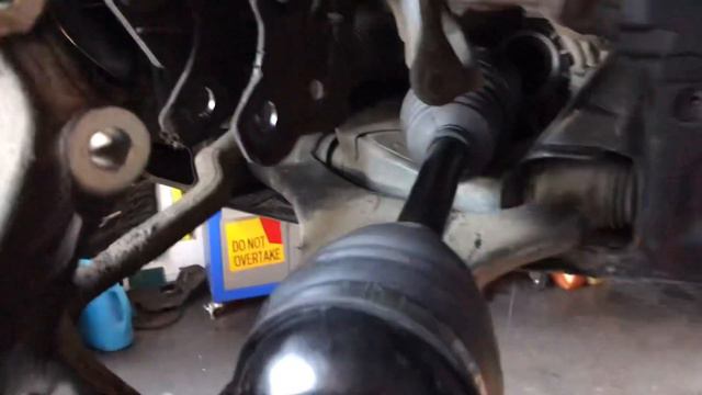 Mercedes B200 Driveshaft Replace