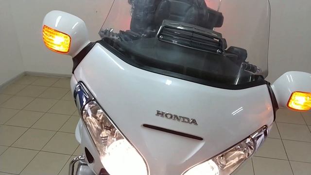 HONDA GL 1800 Gold Wing (7407) смотреть онлайн