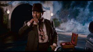 WHO FRAMED ROGER RABBIT (1988): Eddie Pulls out his Old Gun (Toon Revolver)
