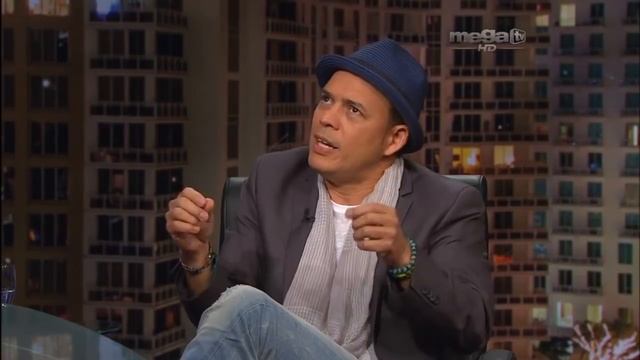 Alexis Valdés en Bayly y habla de su salida de La Mega. 2/2 смотреть онлайн