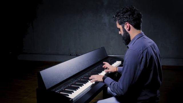 F-140R - Roland - Como ajustar a ambiência do timbre смотреть онлайн