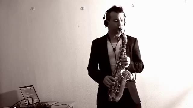 ISMAEL DORADO Animals Martin Garrix Cover Sax смотреть онлайн
