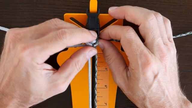 How to Make a Snake Knot Paracord Bracelet with Buckle смотреть онлайн