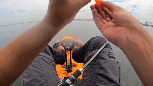 The most EFFECTIVE way of targeting GROUPER on a KAYAK | Singapore | Soft Plastic Fishing | BerthSG смотреть онлайн