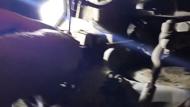 Замена подшипника на правой полуоси переднего моста на Митсубиси Паджеро 2