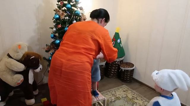 С НОВЫМ 2020 ГОДОМ//СЕМЕЙНЫЙ ПРАЗДНИК//ПОДАРКИ НА НОВЫЙ ГОД смотреть онлайн
