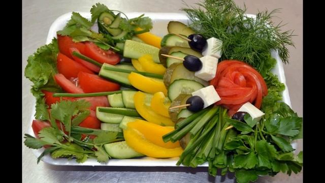 Красивая нарезка,как УКРАСИТЬ СТОЛ,МЯСНАЯ ТАРЕЛКА,КРАСИВАЯ ПОДАЧА смотреть онлайн