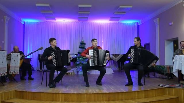 "Цыганочка" Трио: Вадим Лепихов, Николай Литвинов, Алексей Клюев смотреть онлайн