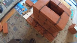 48. Кирпичная труба в пятерик.