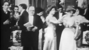 The Joneses Have Amateur Theatricals (Los Jones y el teatro de aficionados)