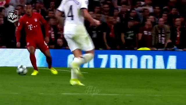 Thiago Alcântara is a genius.. смотреть онлайн