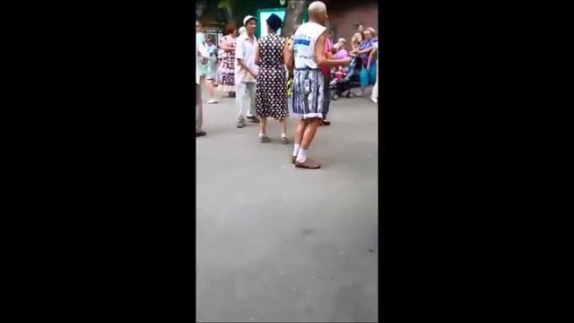 Смешные танцы смотреть онлайн
