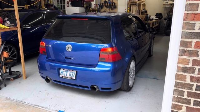 2004 Golf R32 Cold Start смотреть онлайн
